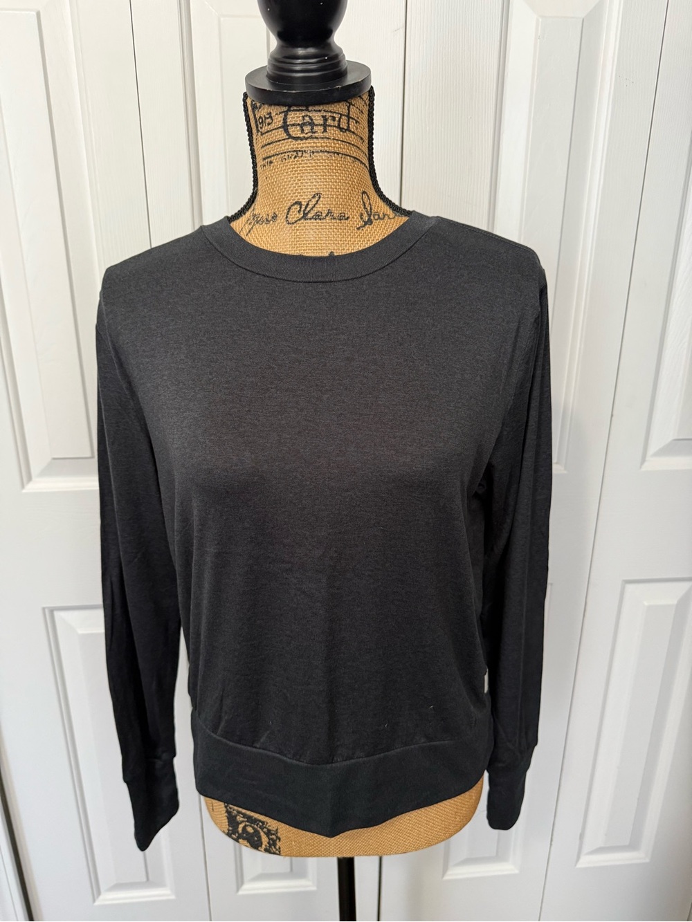 Vuori Dark Gray Crew Neck Lightweight Top